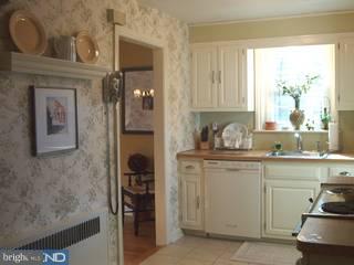 1816 Manor Road Havertown, PA 19083 - Photo 4 of 6