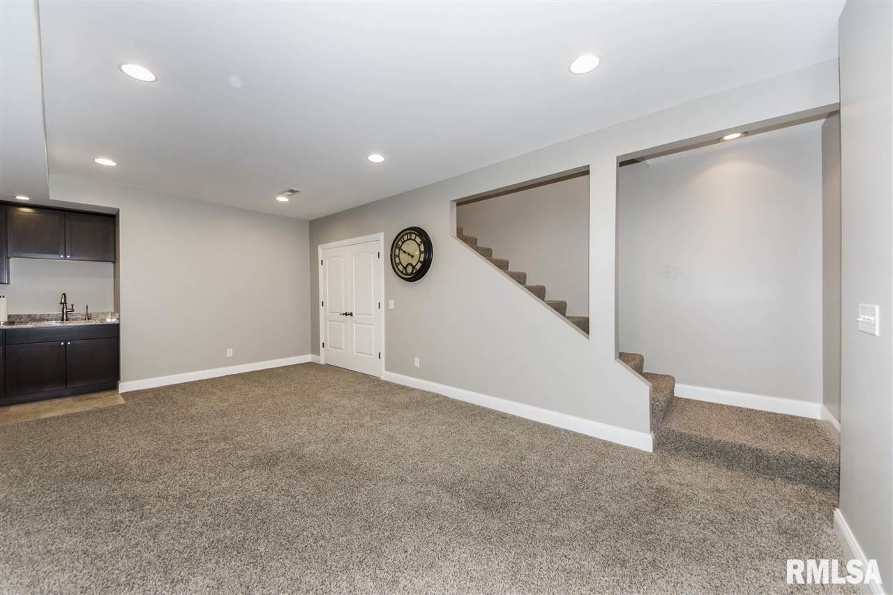 7316 South Ridgebrook Drive Mapleton, IL 61547 - Photo 24 of 36