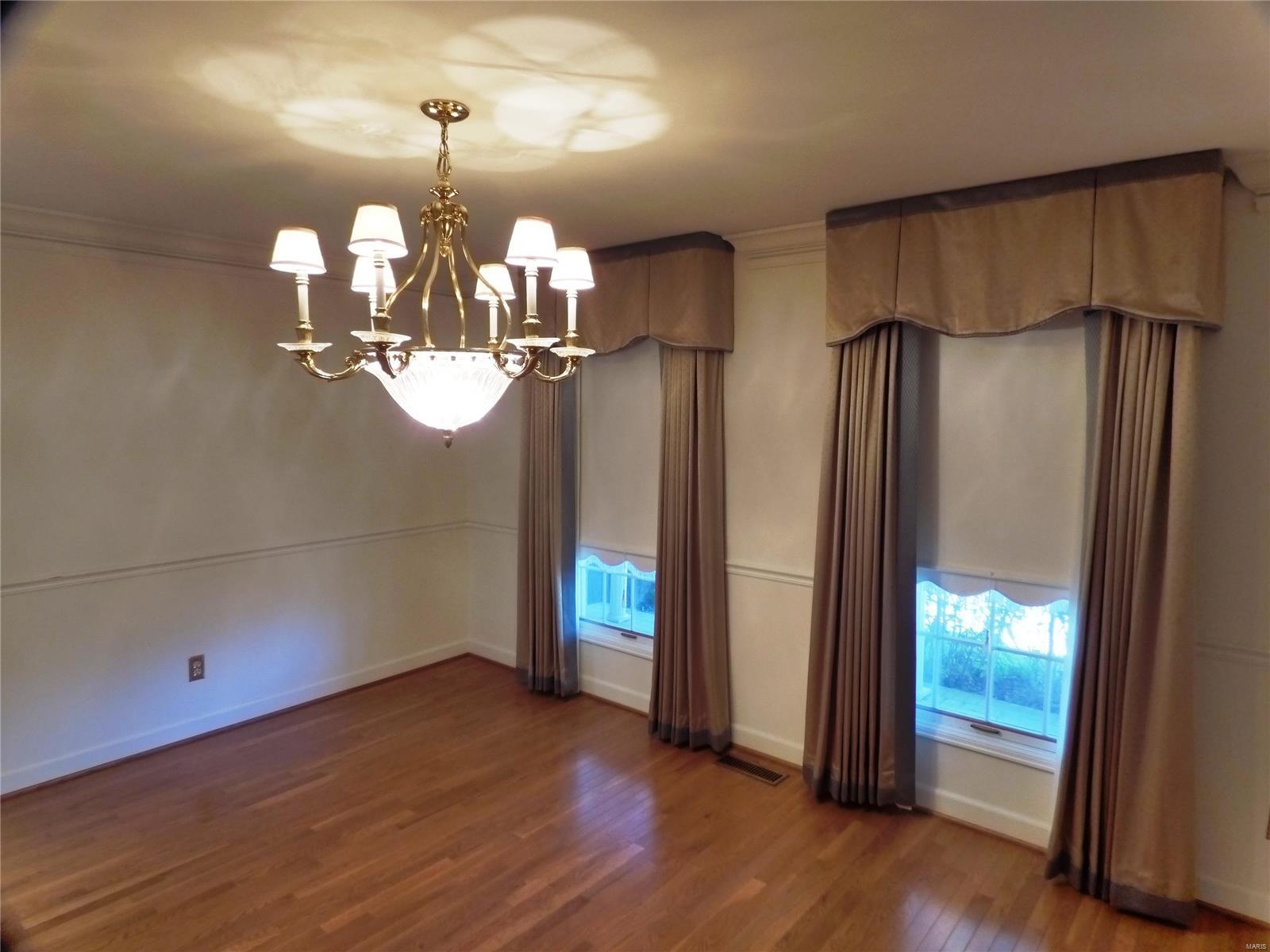 14320 Ladue Road Chesterfield, MO 63017 - Photo 8 of 46