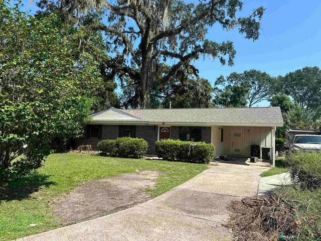 $1,800 | 2348 Yorkshire Drive, Tallahassee, FL 32304