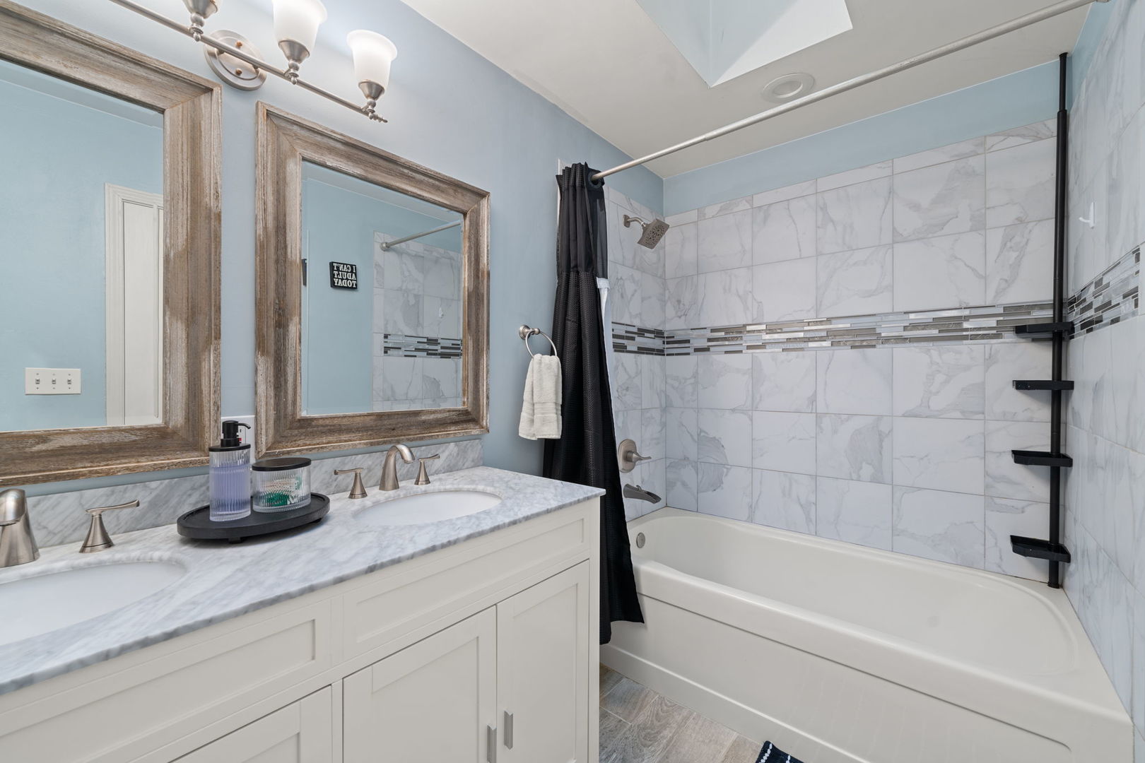 5462 Ridge Crossing Hanover Park, IL 60133 - Photo 22 of 41 Gallery Image 22