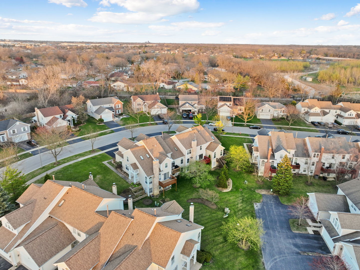 5462 Ridge Crossing Hanover Park, IL 60133 - Photo 39 of 41 Gallery Image 39