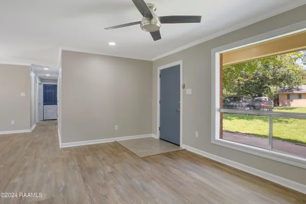 $2,000 | 113 Montgomery Drive, Lafayette, LA 70506