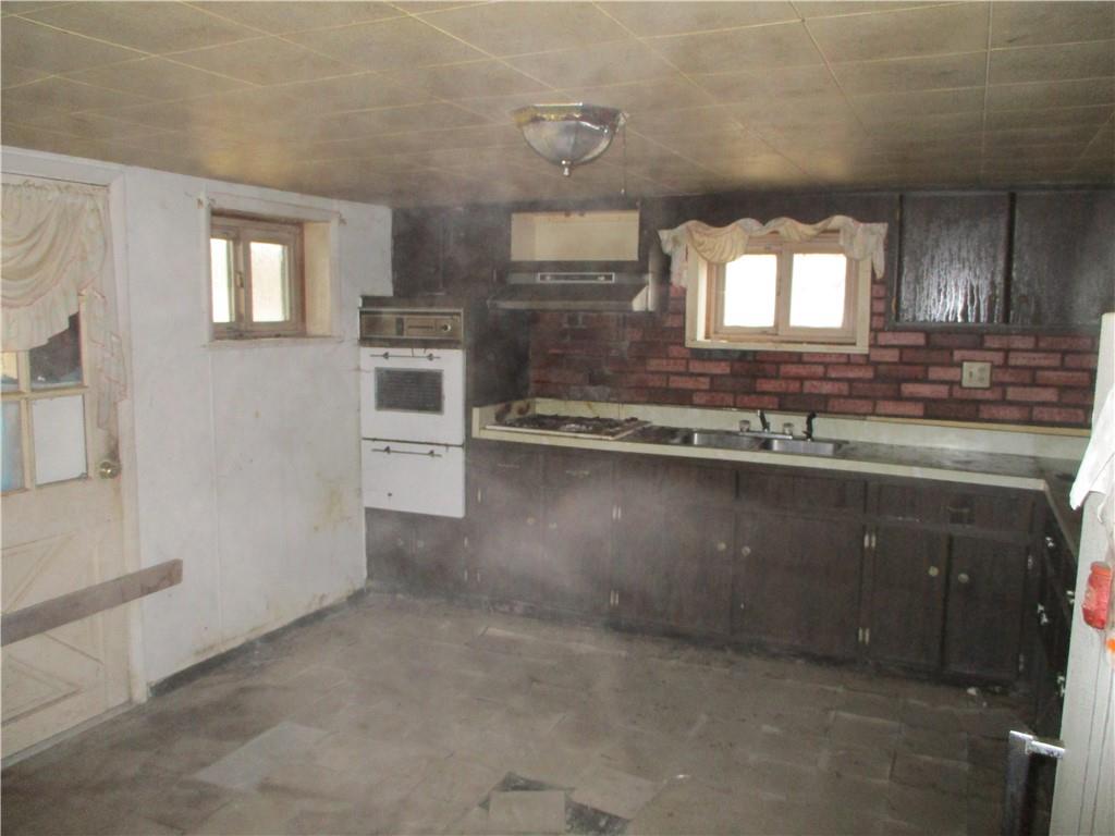 963 Venetia Road Venetia, PA 15367 - Photo 11 of 12