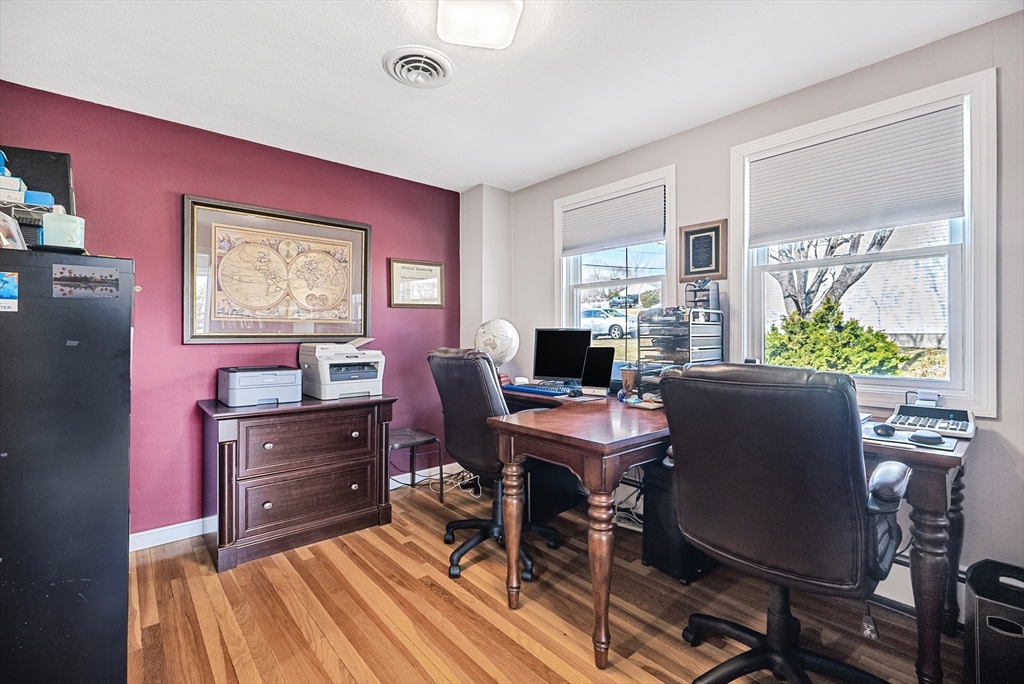 206 Burroughs Road Braintree, MA 02184 - Photo 13 of 41 Gallery Image 13