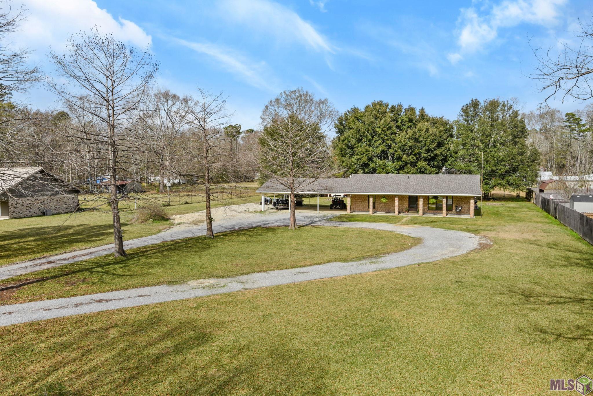 8689 Remington Road Denham Springs, LA 70706 - Photo 1 of 23