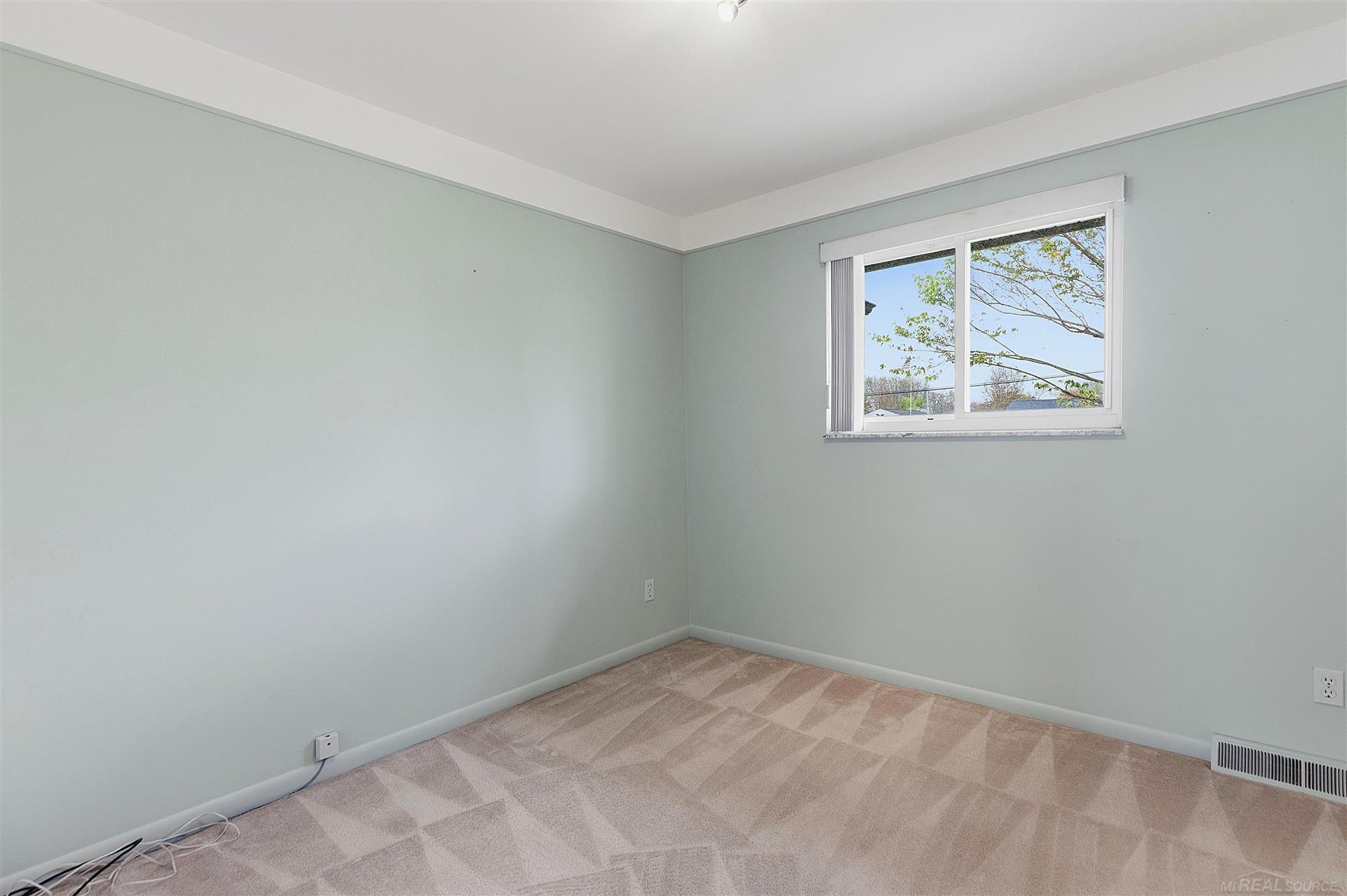 48809 Sugarbush Road Chesterfield, MI 48047 - Photo 15 of 47 Gallery Image 15