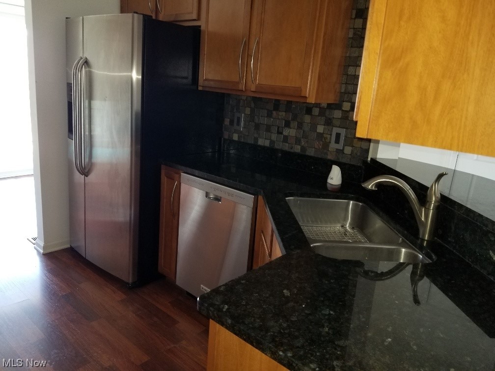 4430 Sexton Road Cleveland, OH 44105 - Photo 3 of 25