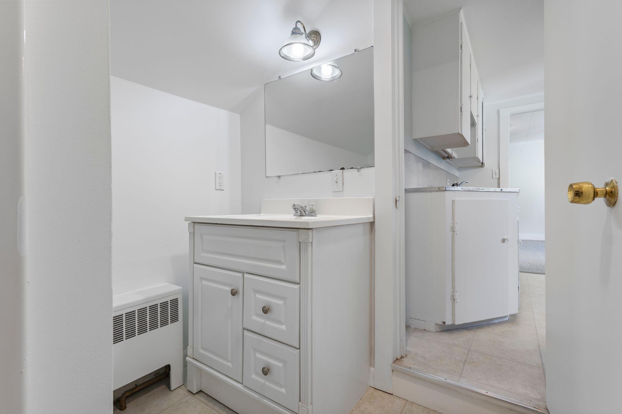 216 Middle Road Falmouth, ME 04105 - Photo 32 of 54 216_Middle_Rd_34