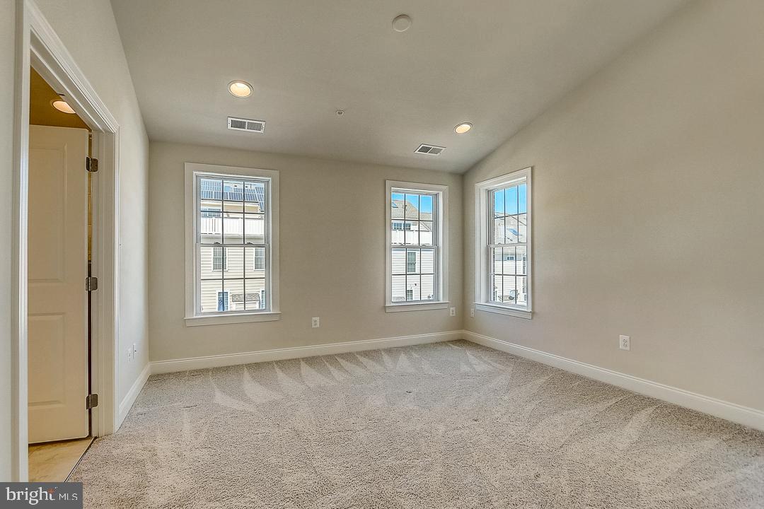2613 Maple Rock Road Hanover, MD 21076 - Photo 29 of 58 34