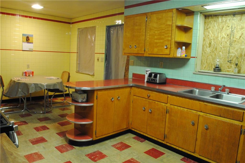 15 Alsop Road Pittsburgh, PA 15215 - Photo 11 of 25 Gallery Image 11