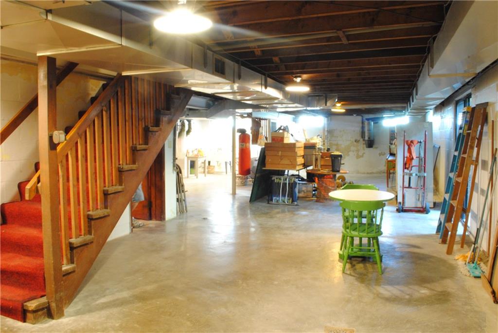 15 Alsop Road Pittsburgh, PA 15215 - Photo 23 of 25 Gallery Image 23