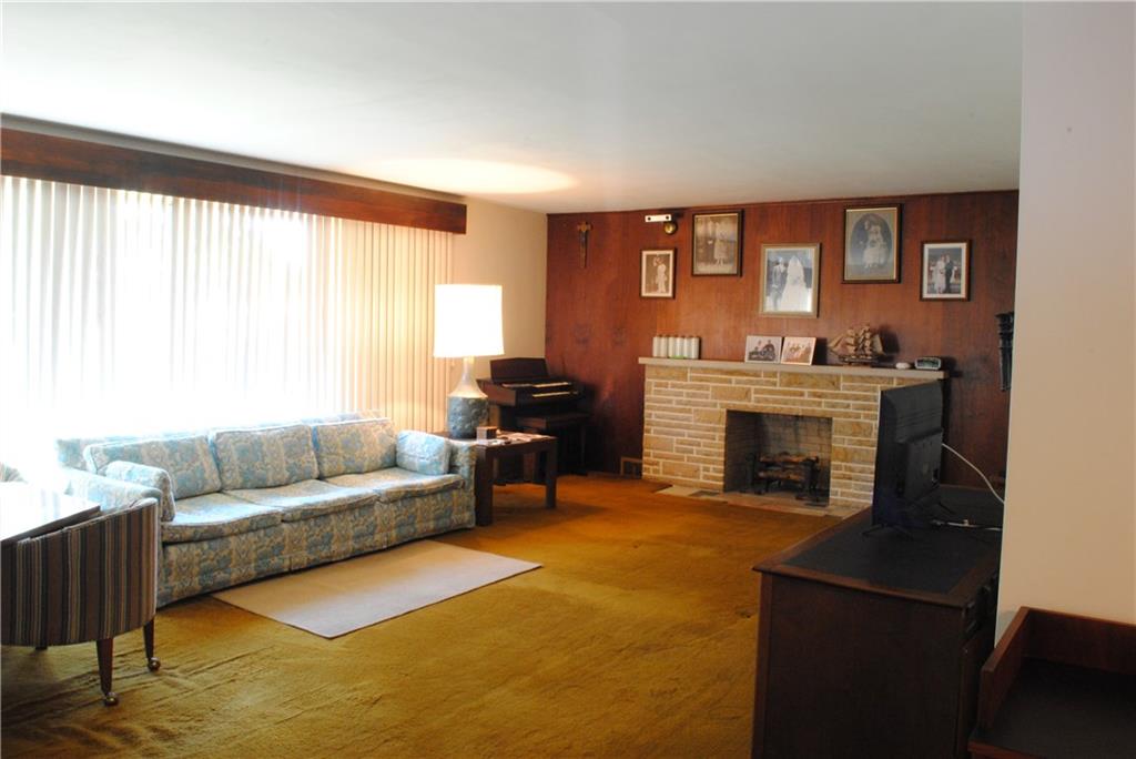 15 Alsop Road Pittsburgh, PA 15215 - Photo 4 of 25 Gallery Image 4