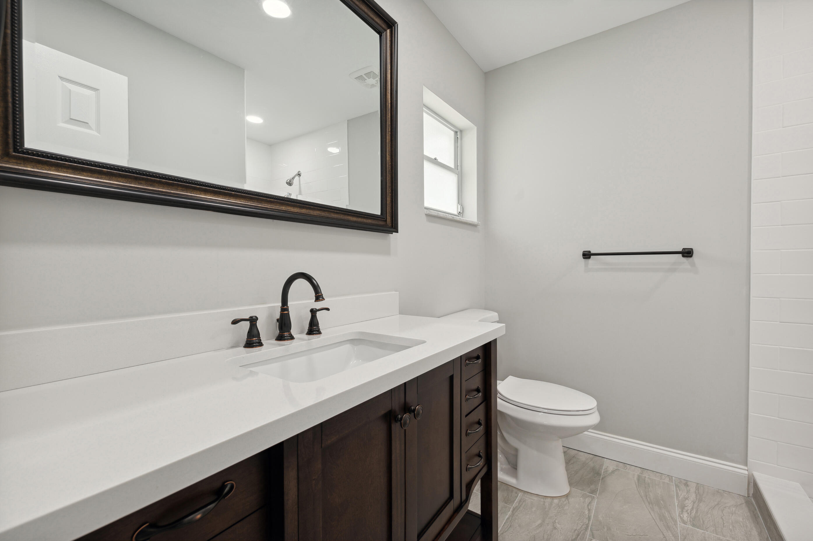 1901 Southwest Roma Way Boynton Beach, FL 33426 - Photo 11 of 17 11