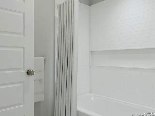 $326,567 | 8538 Catnip Pass, Elmendorf, TX 78112