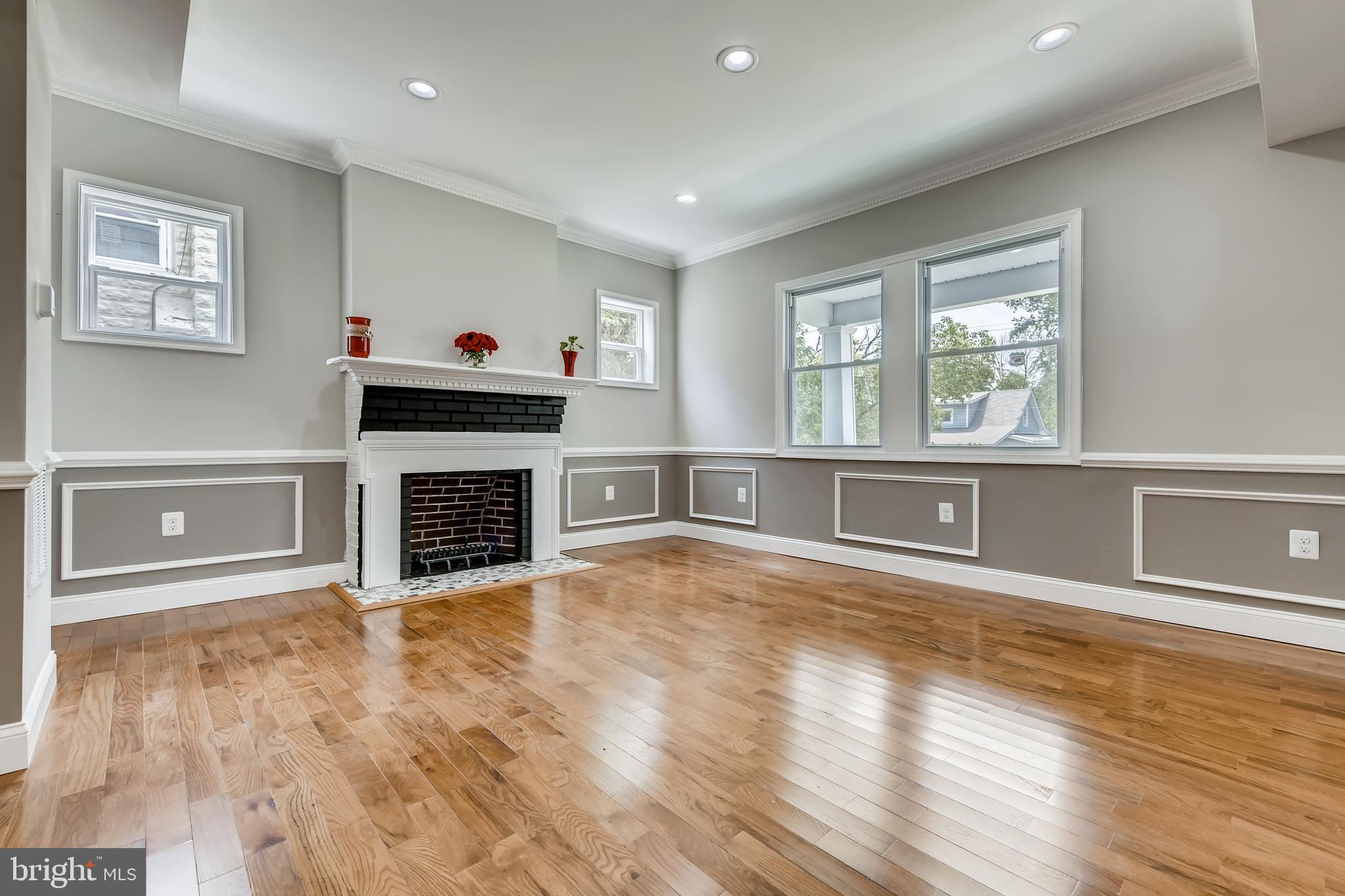 3906 West Cold Spring Lane Baltimore, MD 21215 - Photo 5 of 27 Family room
