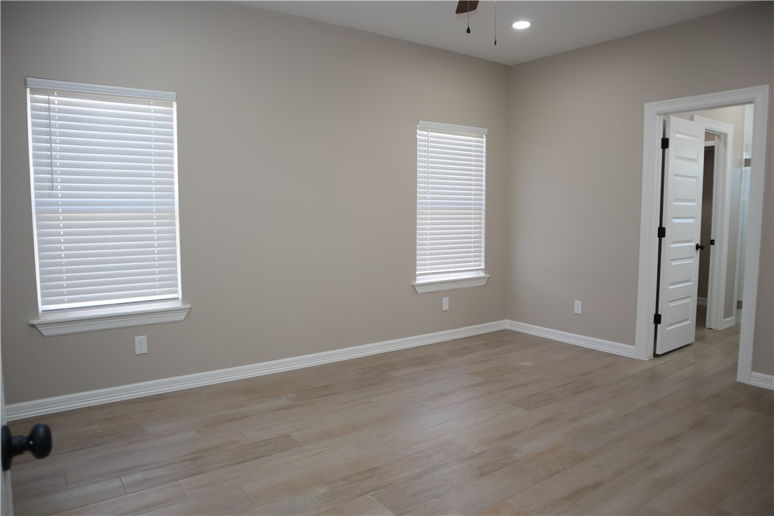 507 West Ragland Avenue Kingsville, TX 78363 - Photo 9 of 11