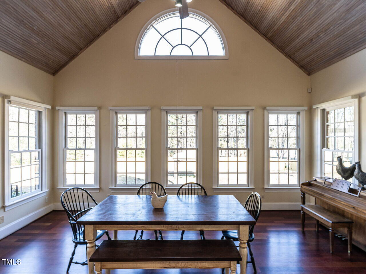 8620 Humie Olive Road Apex, NC 27502 - Photo 13 of 57 013-1280x960-breakfast-room