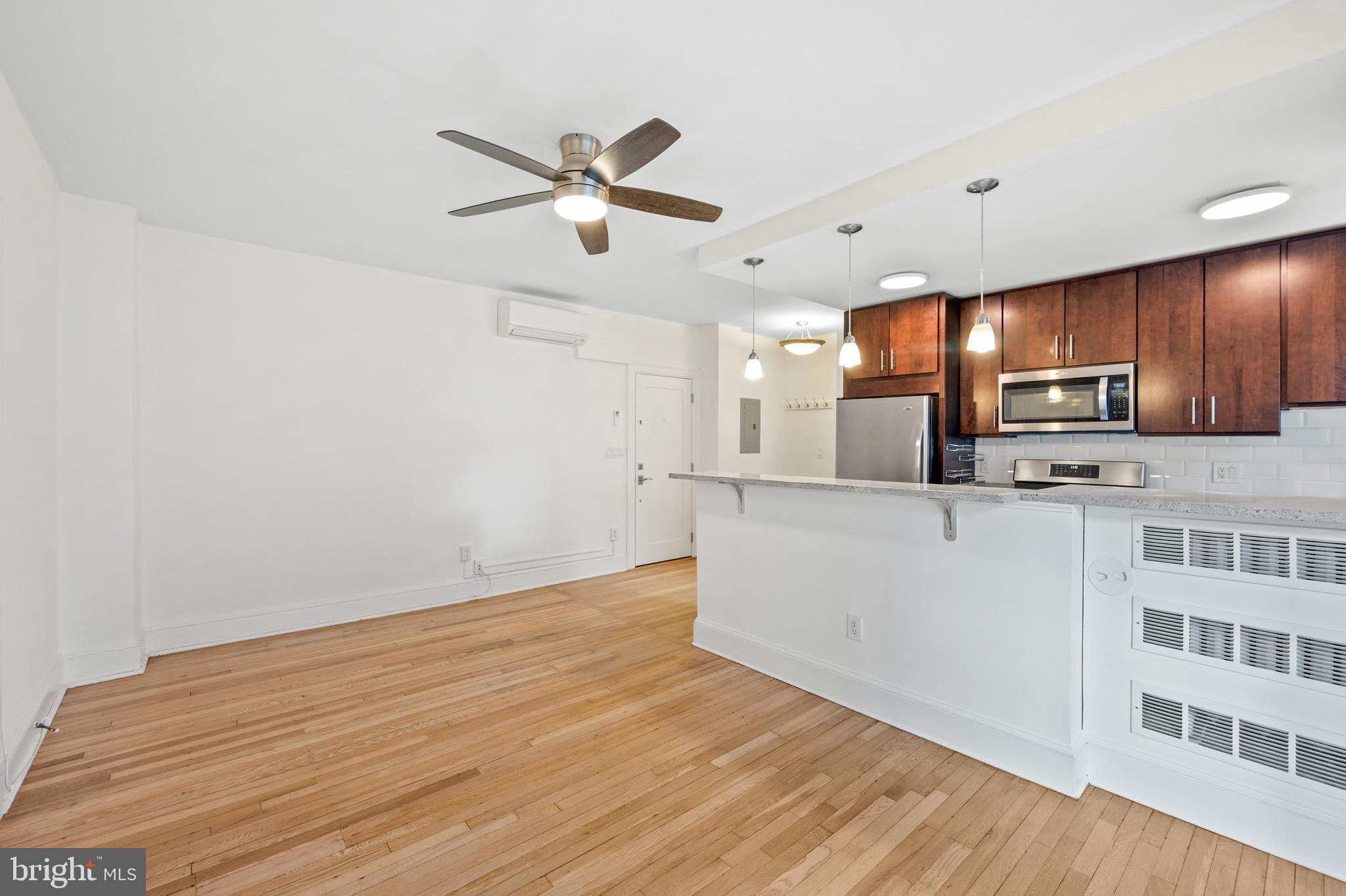 1910 Kalorama Road Northwest, Unit 506 Washington, DC 20009 - Photo 3 of 15