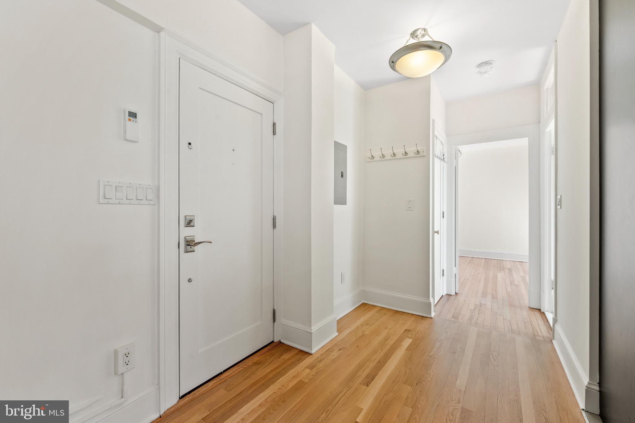 1910 Kalorama Road Northwest, Unit 506 Washington, DC 20009 - Photo 10 of 15