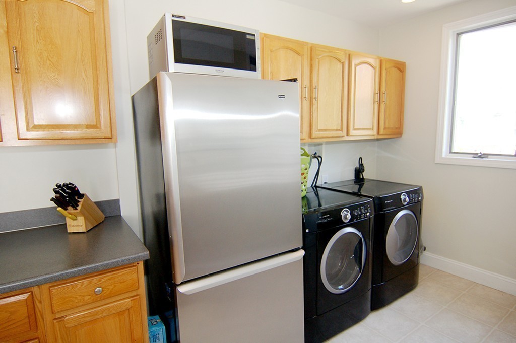 17 Gold Star Road, Unit 2 Cambridge, MA 02140 - Photo 9 of 21 Gallery Image 9