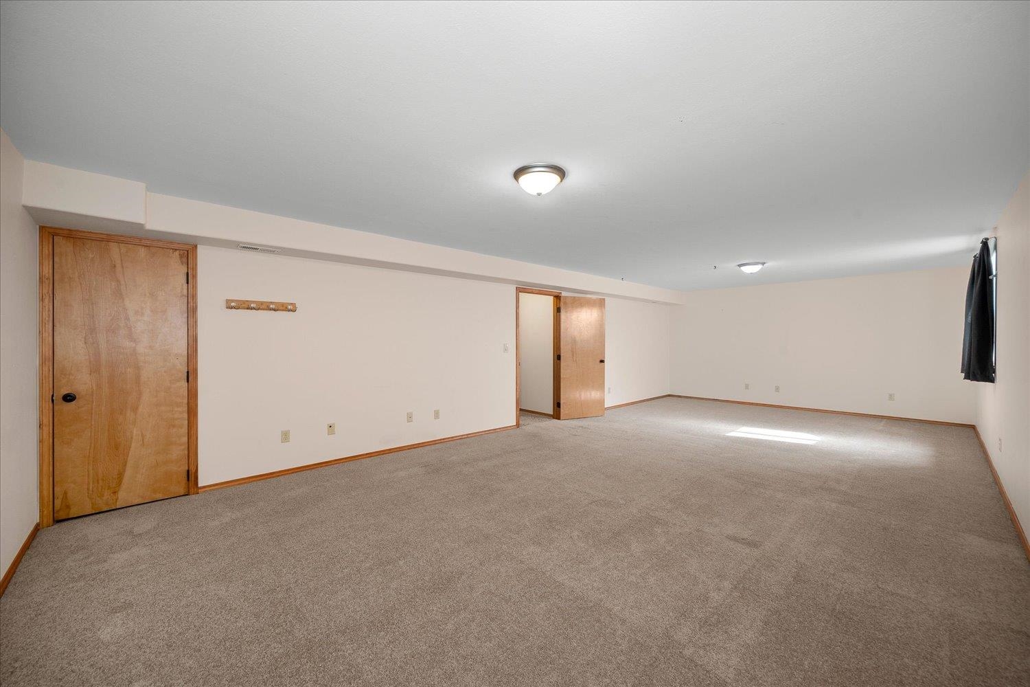 15304 North Wilson Court Mead, WA 99021 - Photo 19 of 46