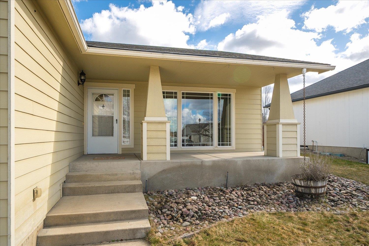 15304 North Wilson Court Mead, WA 99021 - Photo 4 of 46