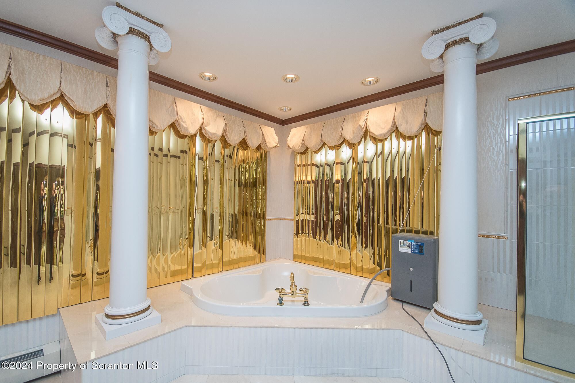 356 Carbondale Road Clarks Summit, PA 18411 - Photo 34 of 84 Gallery Image 34