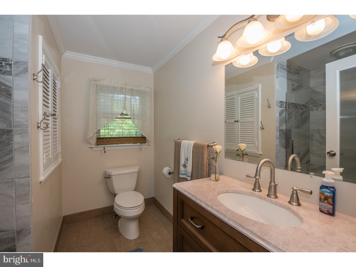 217 Bortondale Road Media, PA 19063 - Photo 15 of 25 Master Bathroom