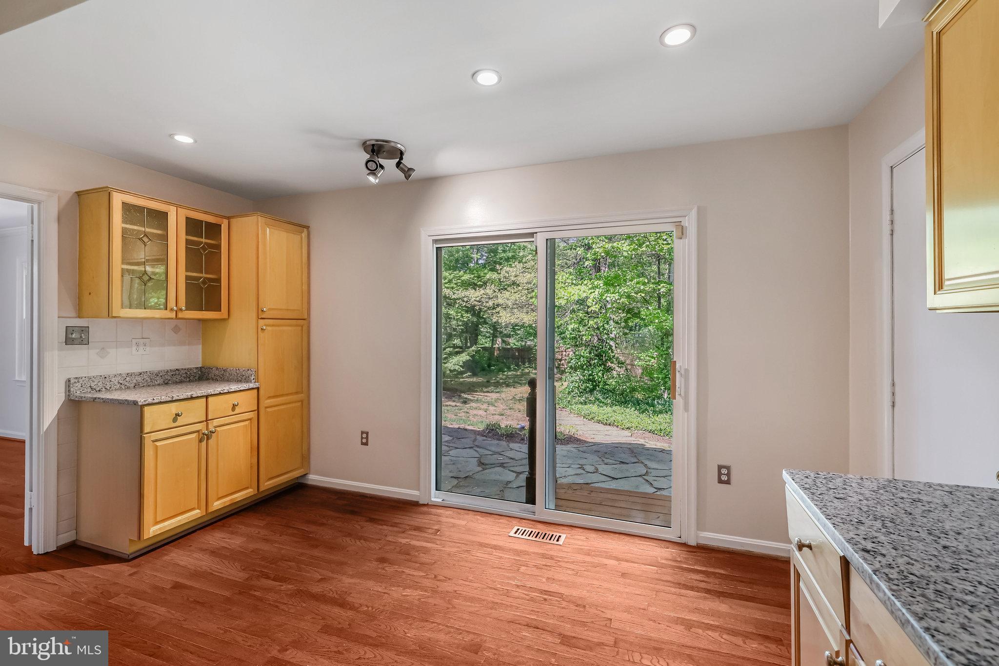 2404 Rosedown Drive Reston, VA 20191 - Photo 14 of 56 Gallery Image 14