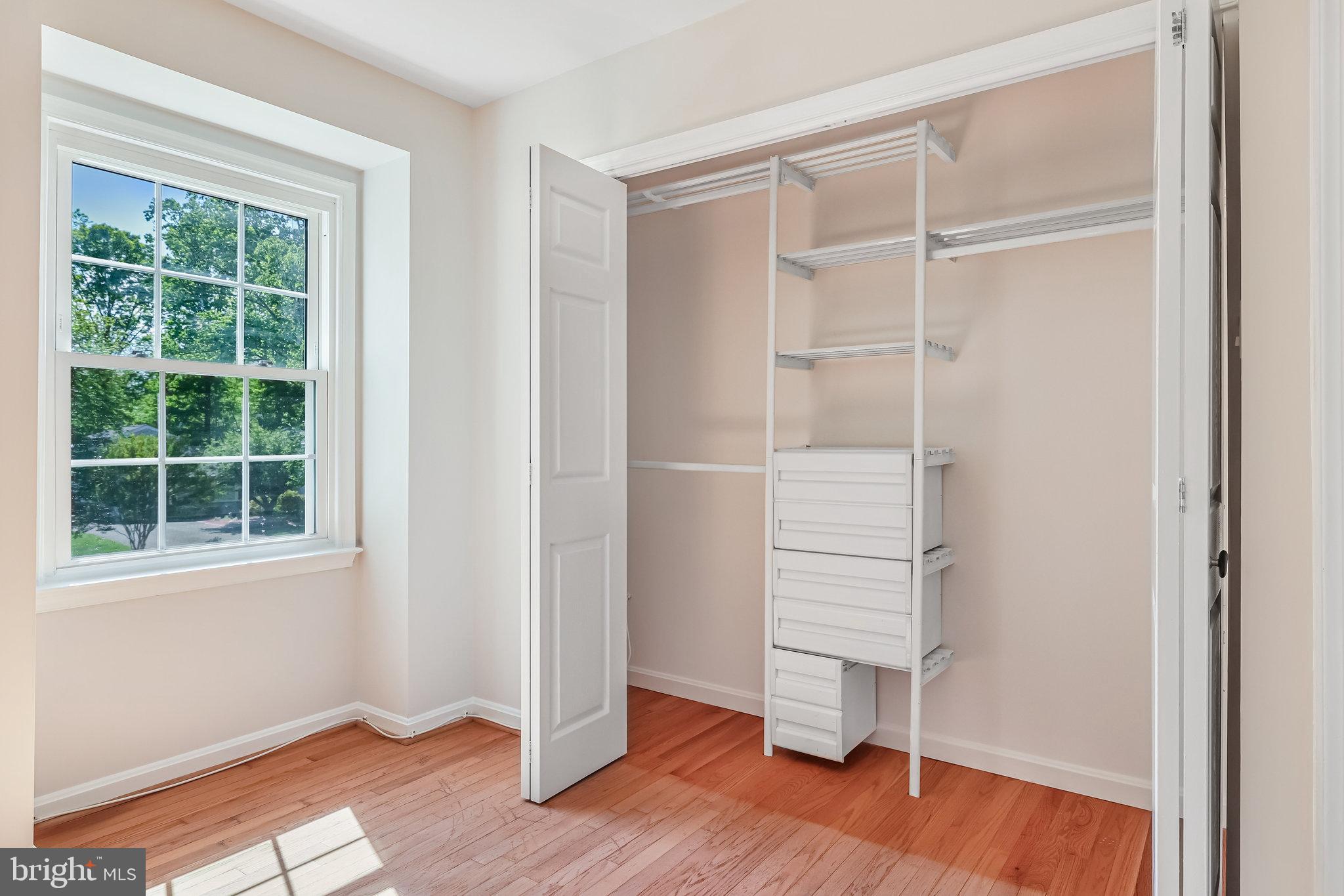 2404 Rosedown Drive Reston, VA 20191 - Photo 27 of 56 Gallery Image 27