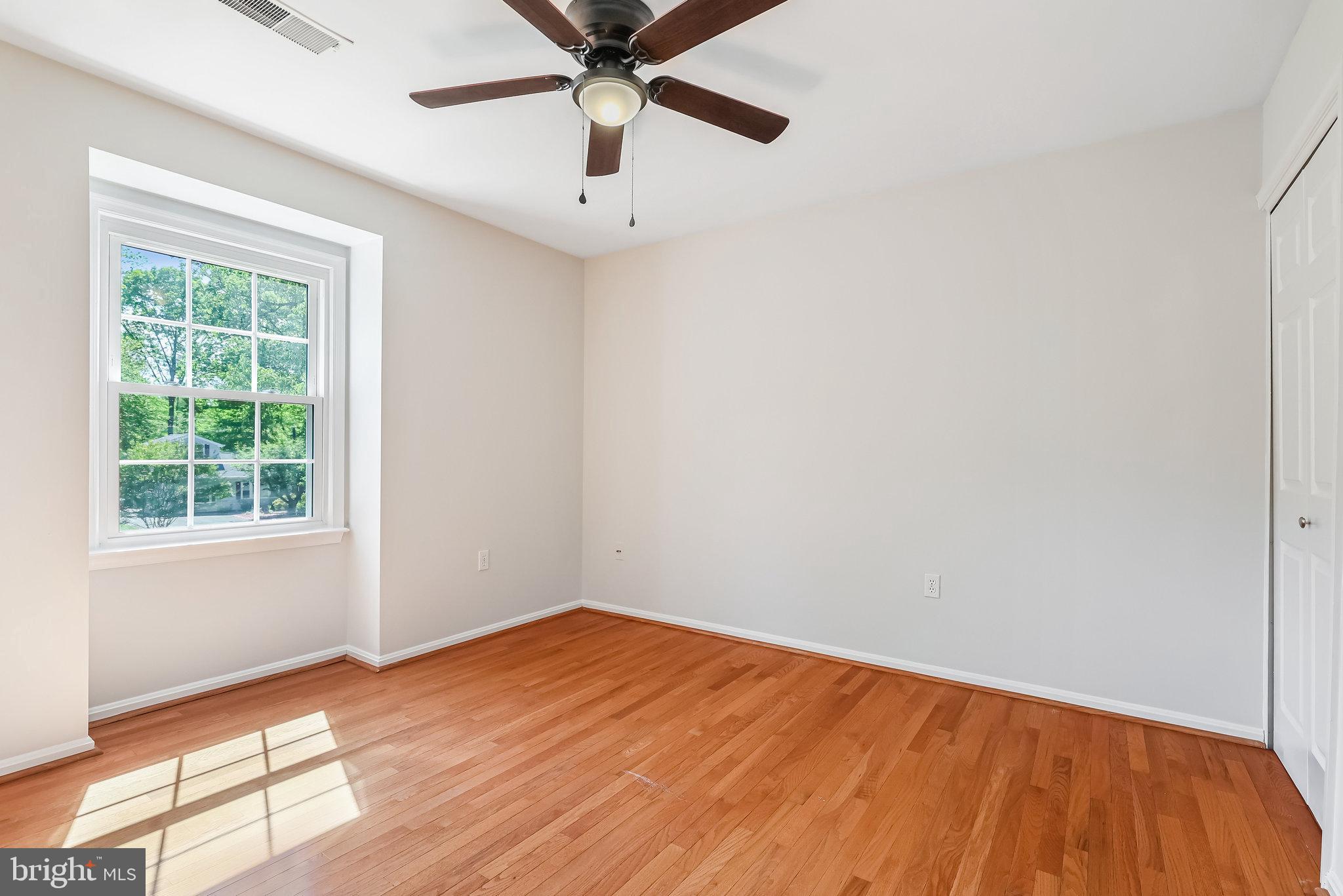 2404 Rosedown Drive Reston, VA 20191 - Photo 28 of 56 Gallery Image 28