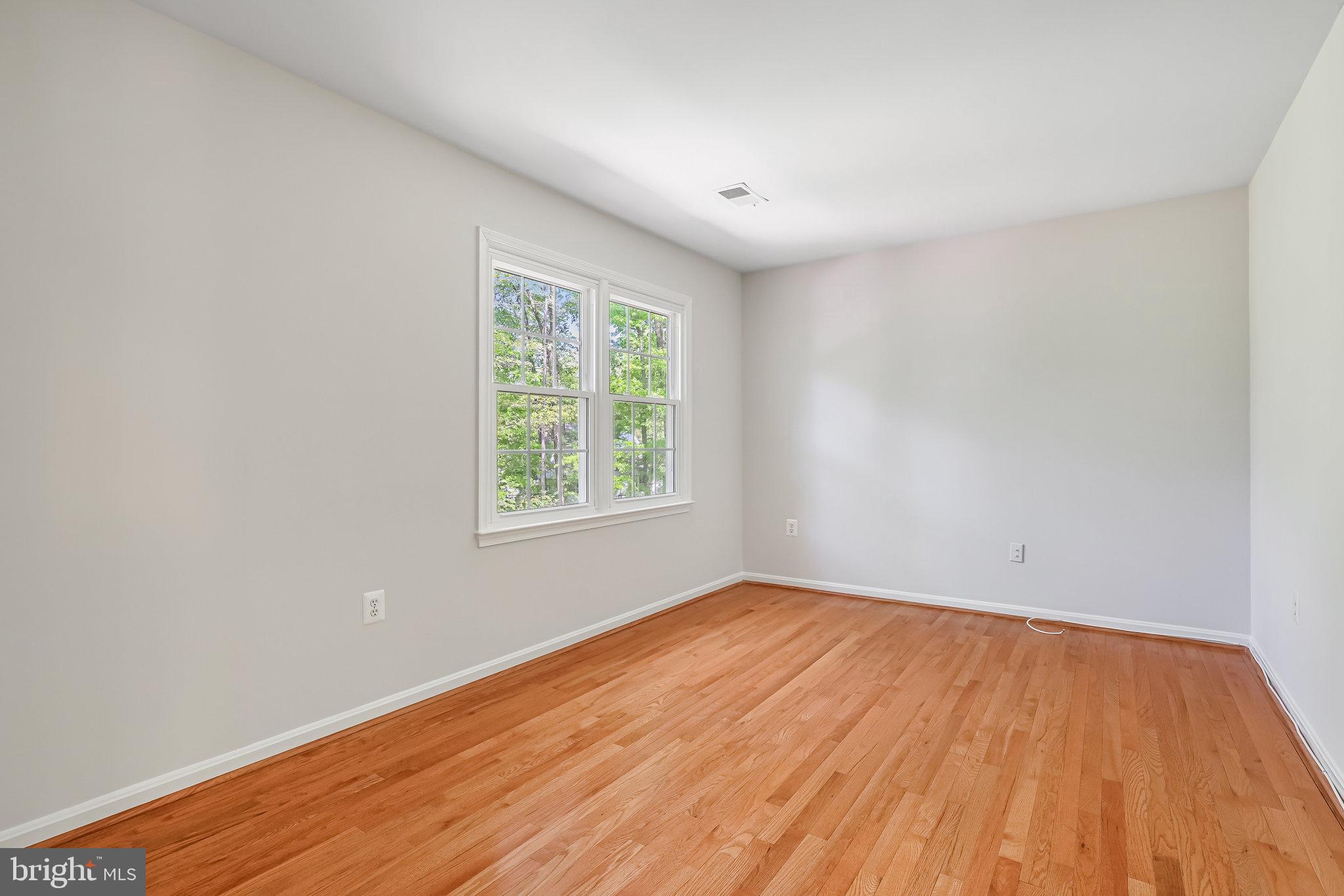 2404 Rosedown Drive Reston, VA 20191 - Photo 35 of 56 Gallery Image 35