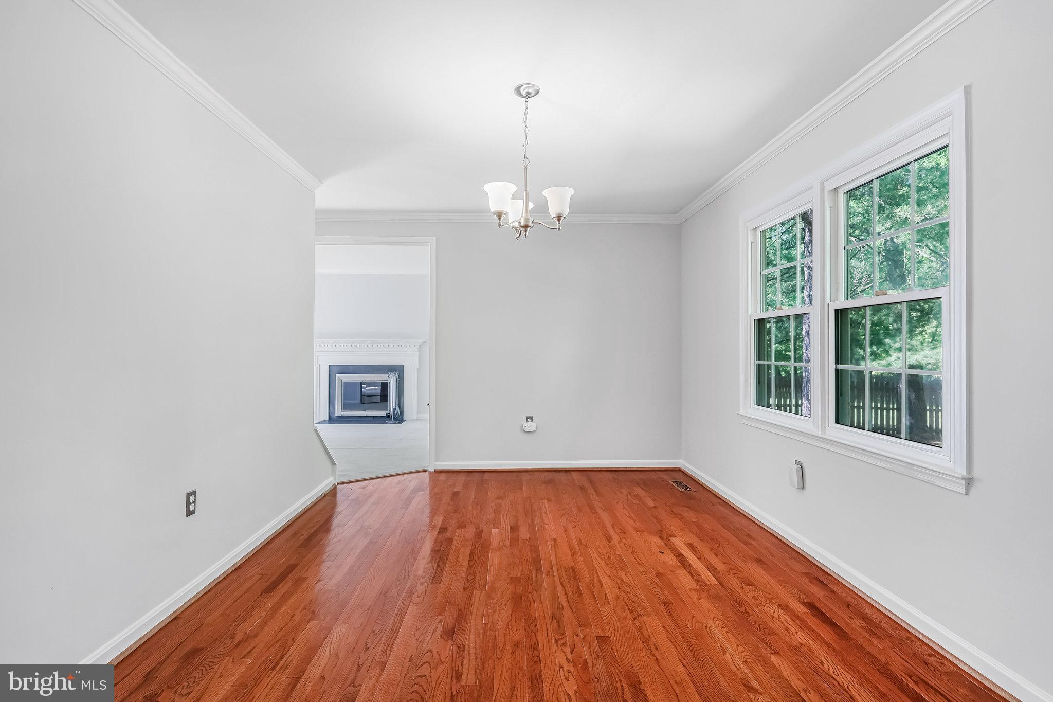 2404 Rosedown Drive Reston, VA 20191 - Photo 10 of 56 Gallery Image 10