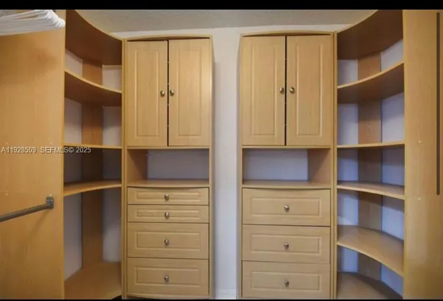 $9,300 | 12980 Blue Lake Drive, Wellington, FL 33414