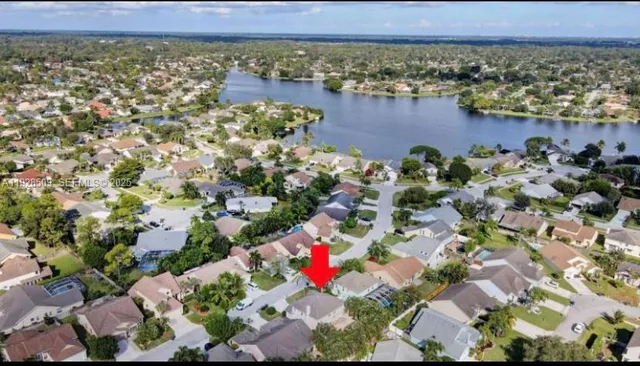$9,300 | 12980 Blue Lake Drive, Wellington, FL 33414