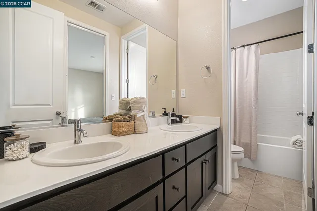 $849,900 | 208 Littleton Street, Oakley, CA 94561