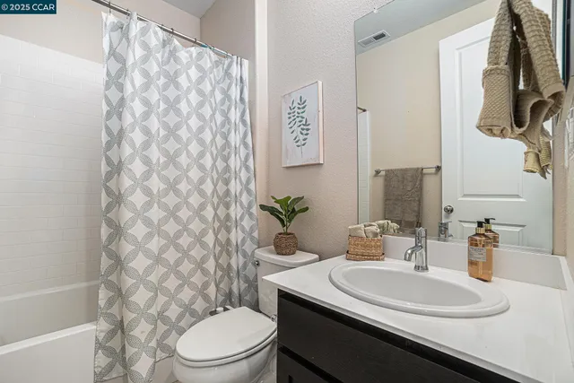 $849,900 | 208 Littleton Street, Oakley, CA 94561