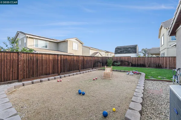 $839,500 | 208 Littleton Street, Oakley, CA 94561