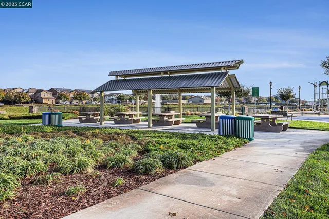 $849,900 | 208 Littleton Street, Oakley, CA 94561