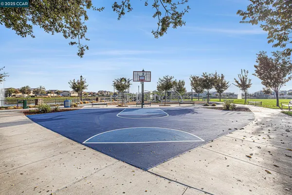 $839,500 | 208 Littleton Street, Oakley, CA 94561