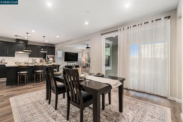 $849,900 | 208 Littleton Street, Oakley, CA 94561