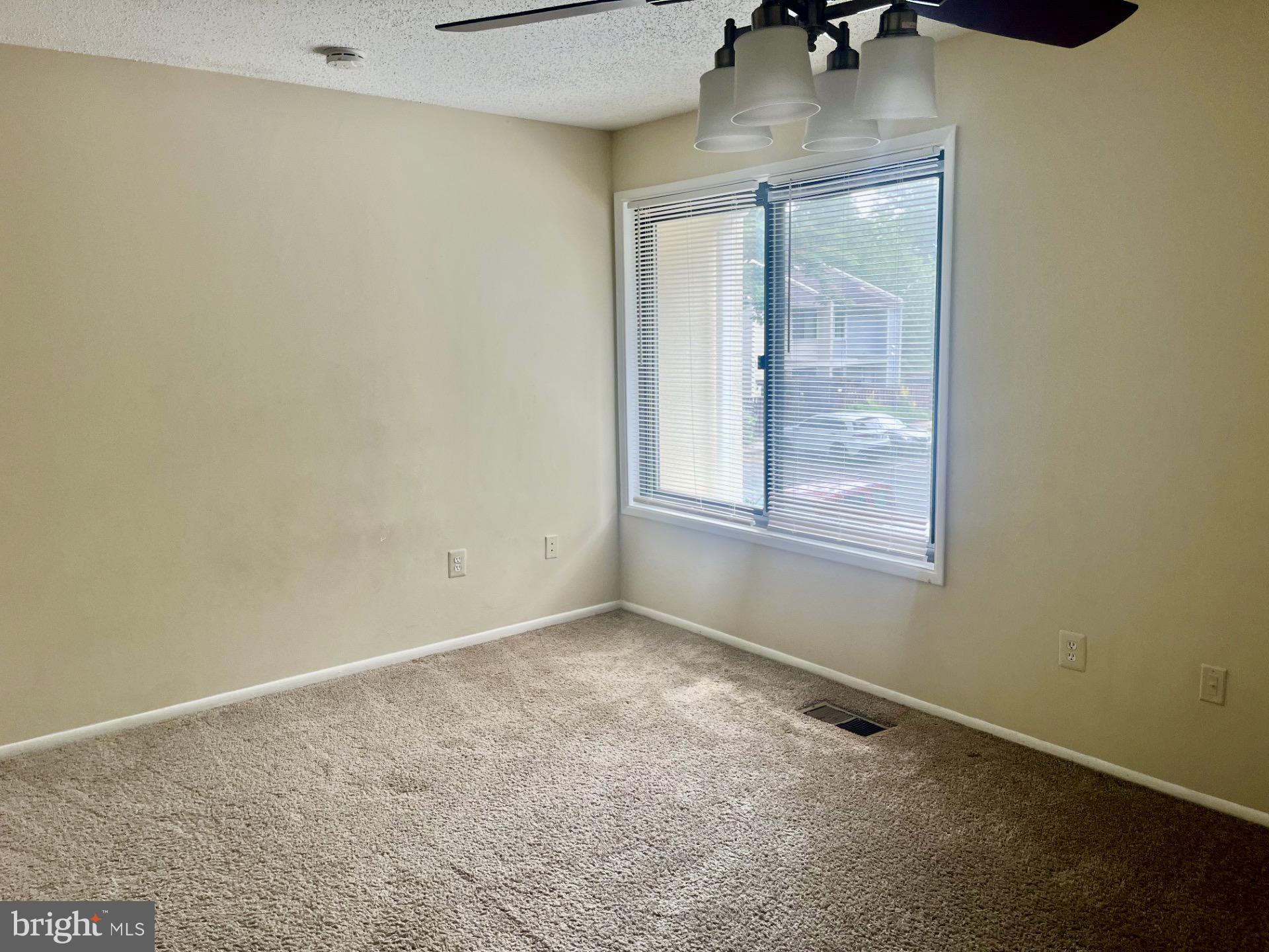 2250 Southgate Square Reston, VA 20191 - Photo 20 of 21 a view of an empty room with a window