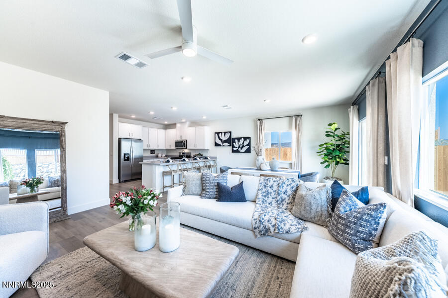 1312 Coco Drive Carson City, NV 89705 - Photo 19 of 30 Great Room