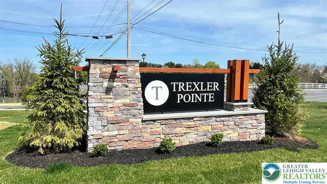 $2,700 | 8327 Alexander Court, Breinigsville, PA 18031