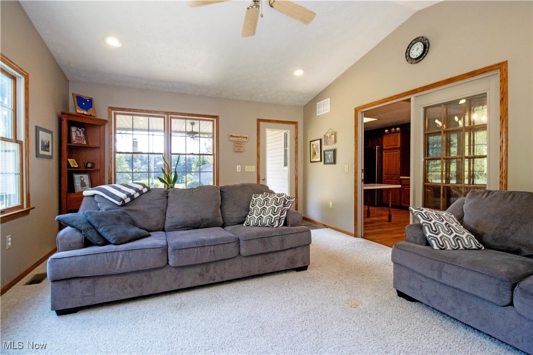 6275 Rice Hill Road Burbank, OH 44214 - Photo 22 of 42