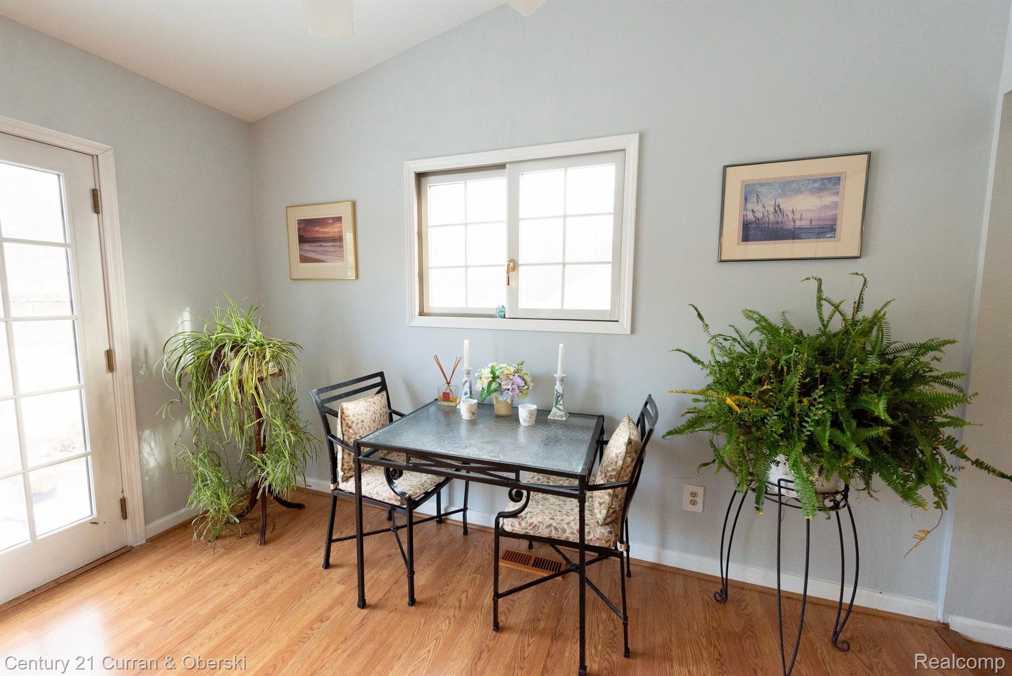 4214 Normandy Road Royal Oak, MI 48073 - Photo 9 of 33 Gallery Image 9