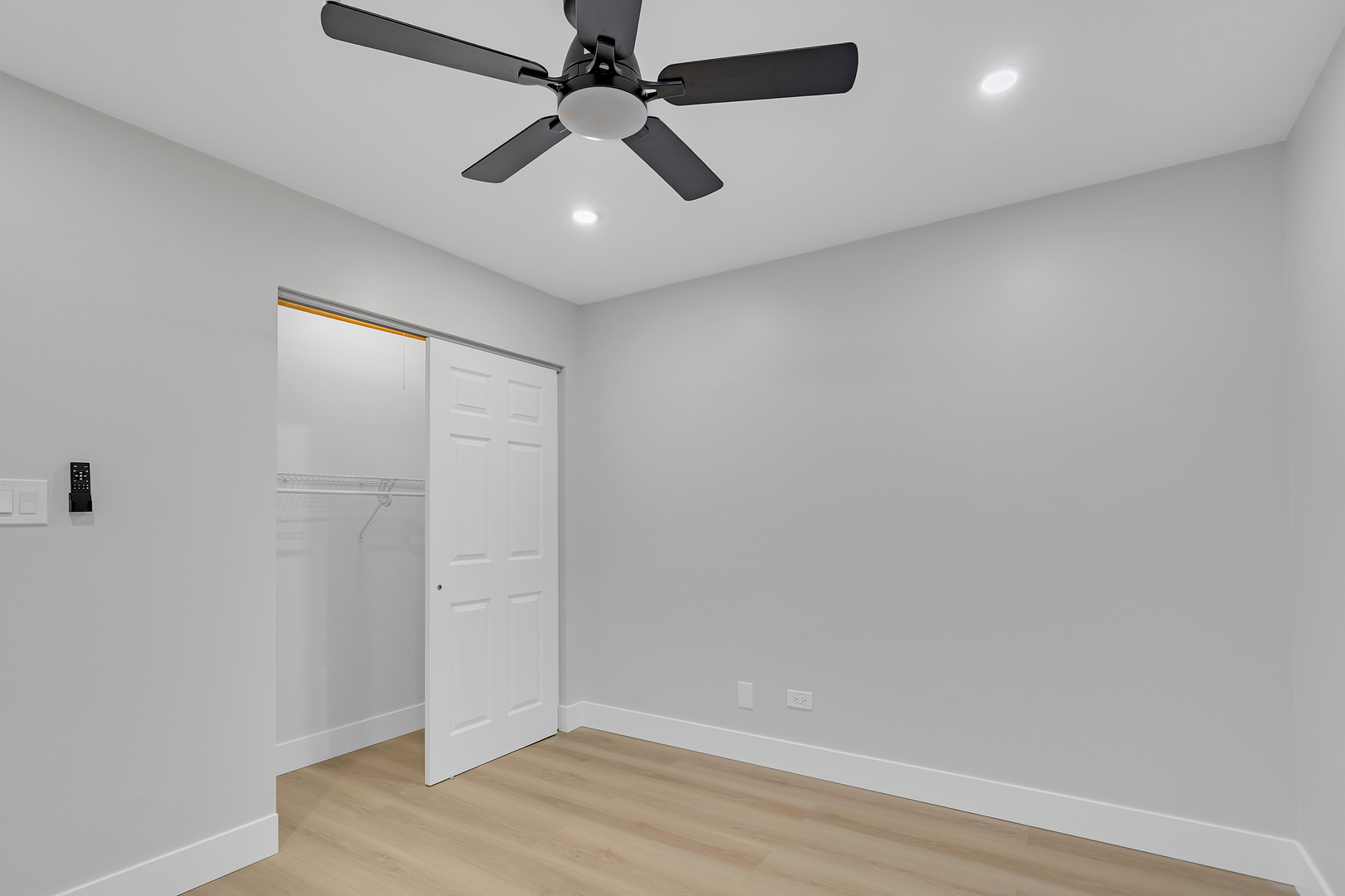 10347 Dearlove Road, Unit 302 Glenview, IL 60025 - Photo 16 of 26 Gallery Image 16
