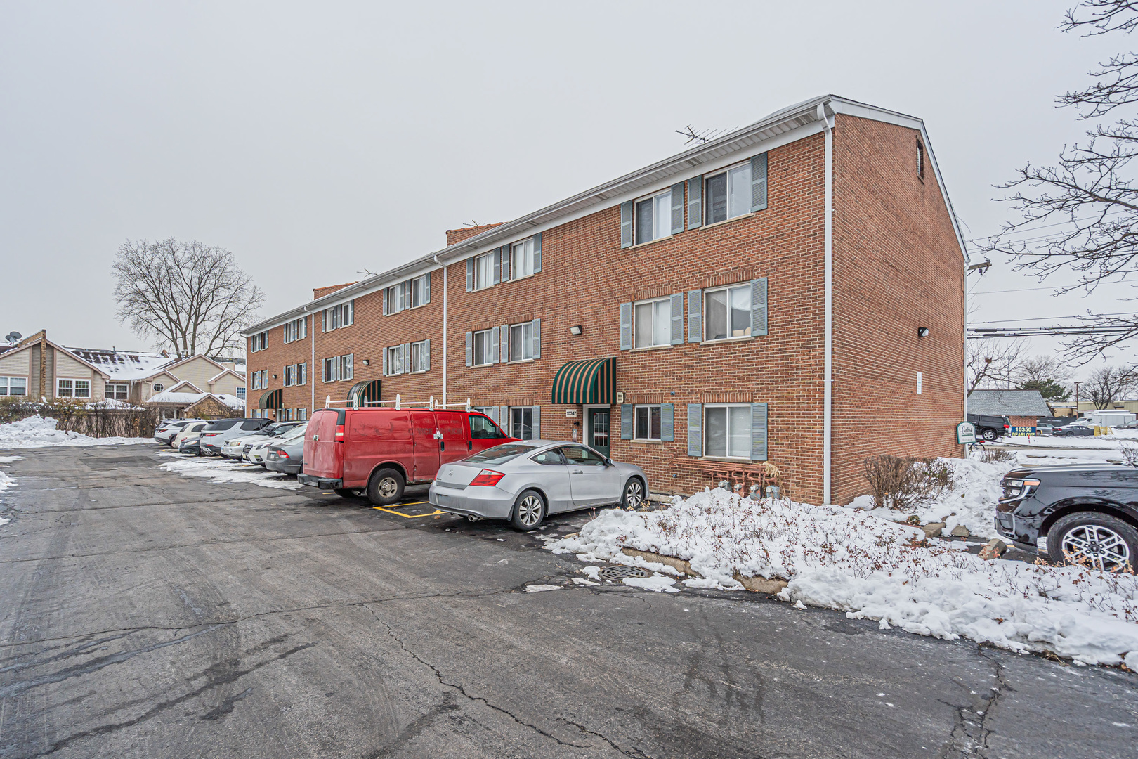 10347 Dearlove Road, Unit 302 Glenview, IL 60025 - Photo 23 of 26 Gallery Image 23