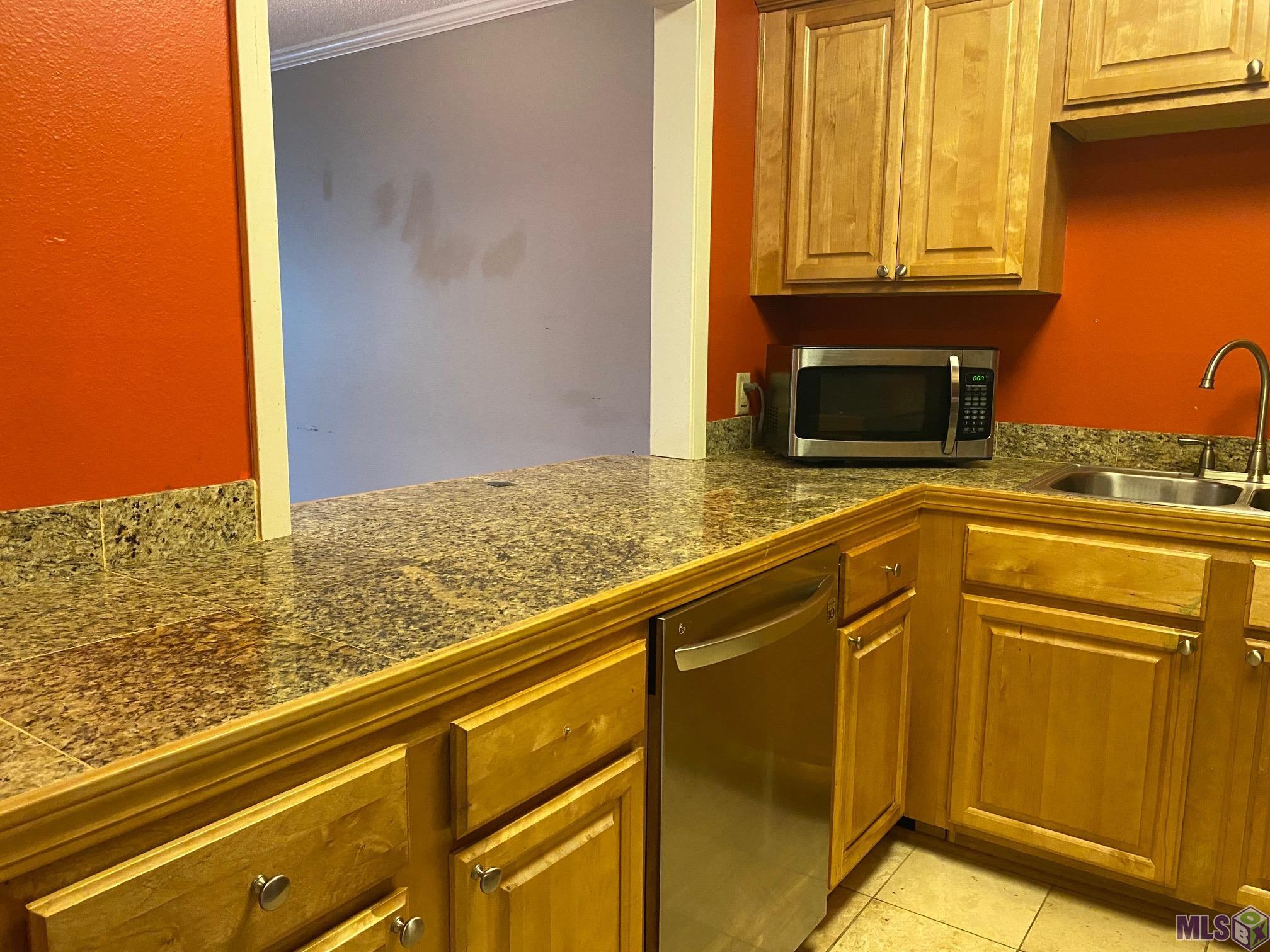 4735 Government Street, Unit 204 Baton Rouge, LA 70806 - Photo 9 of 14 Gallery Image 9